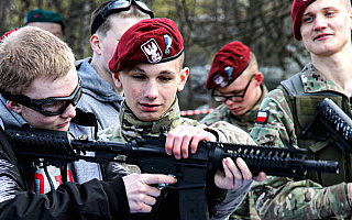 Żołnierze zachęcali do wstąpienia do Wojska Polskiego. „Mamy wiele możliwości”